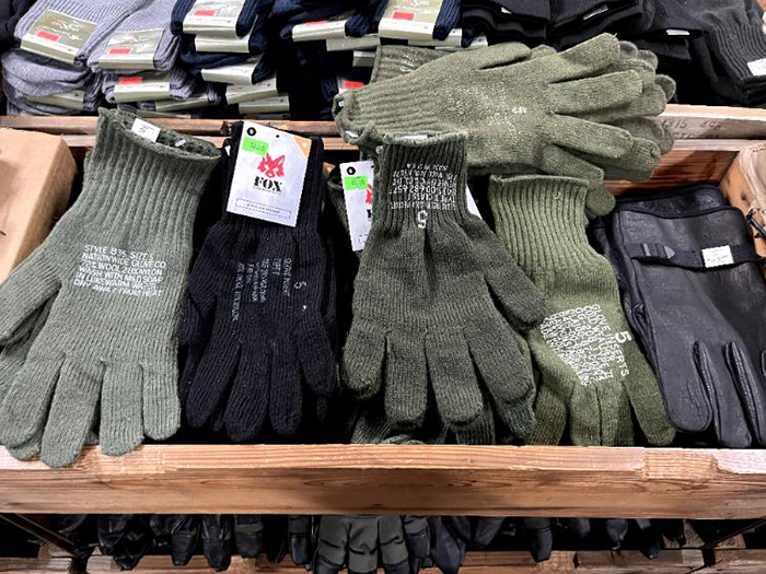 DelksGloves.jpg