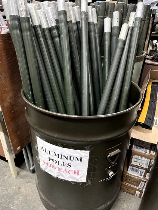 DelksPoles.jpg