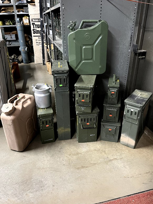 DelksSmallContainers.jpg